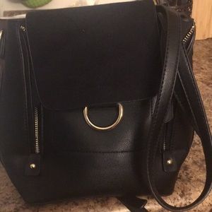 Super cute mini black purse/backpack bag!